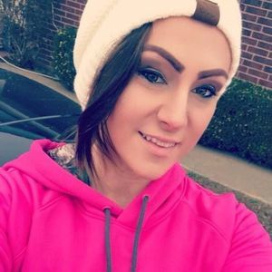 Meet your Posher, Britni